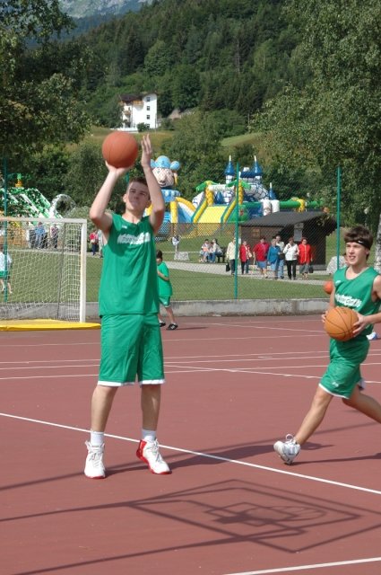 camp07062.jpg